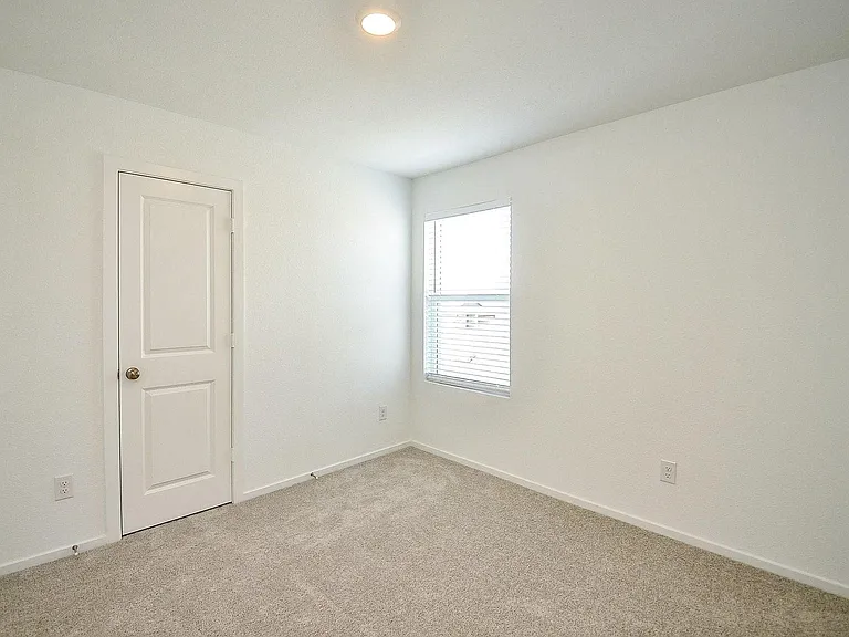 26814 Scarlet Willow Dr — Photo 16
