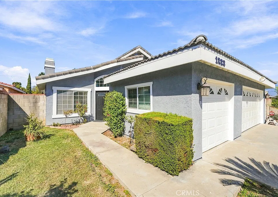 1223 Galemont Ave