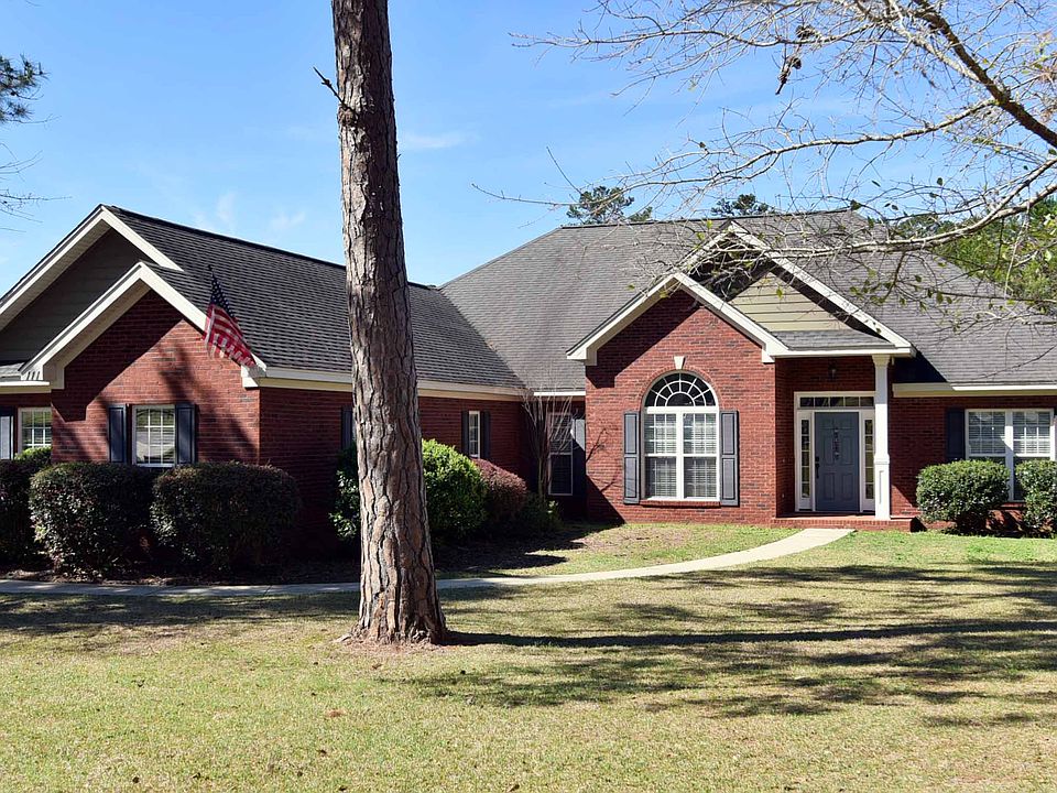 1st image of 111 Laurel Dr