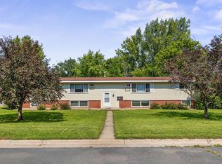 255 6th Ave NE, Hutchinson, MN 55350