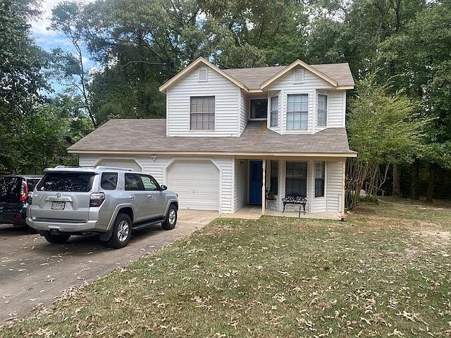 1st image of 404 Forest Creek Dr
