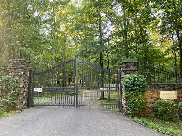 416 Falling Creek Ln, Eads, TN 38028