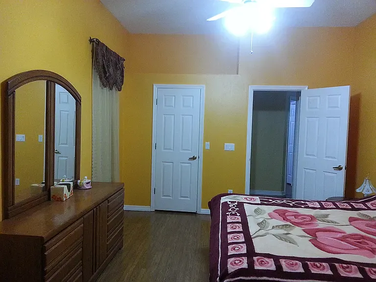12636 Darby Ave — Photo 6
