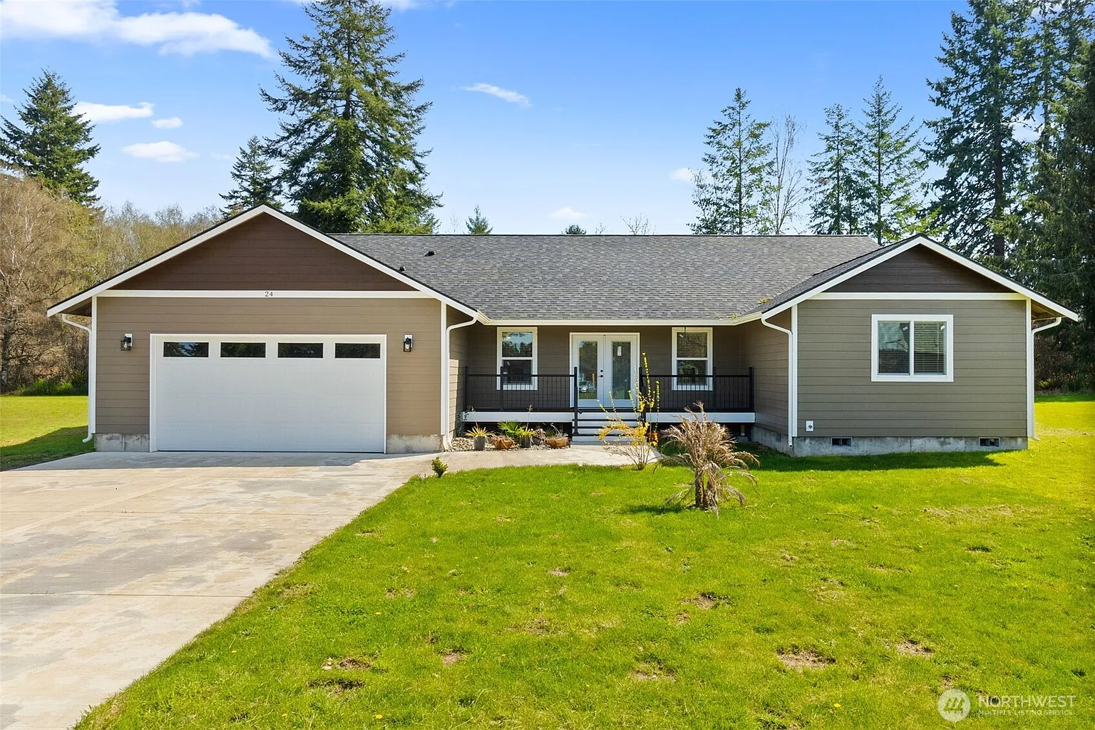 24 Hurd Road photo 1