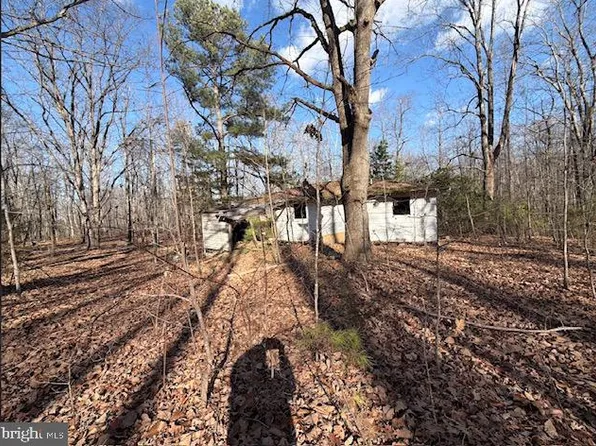 18441 Old Richmond Rd, Keeling, VA 24566
