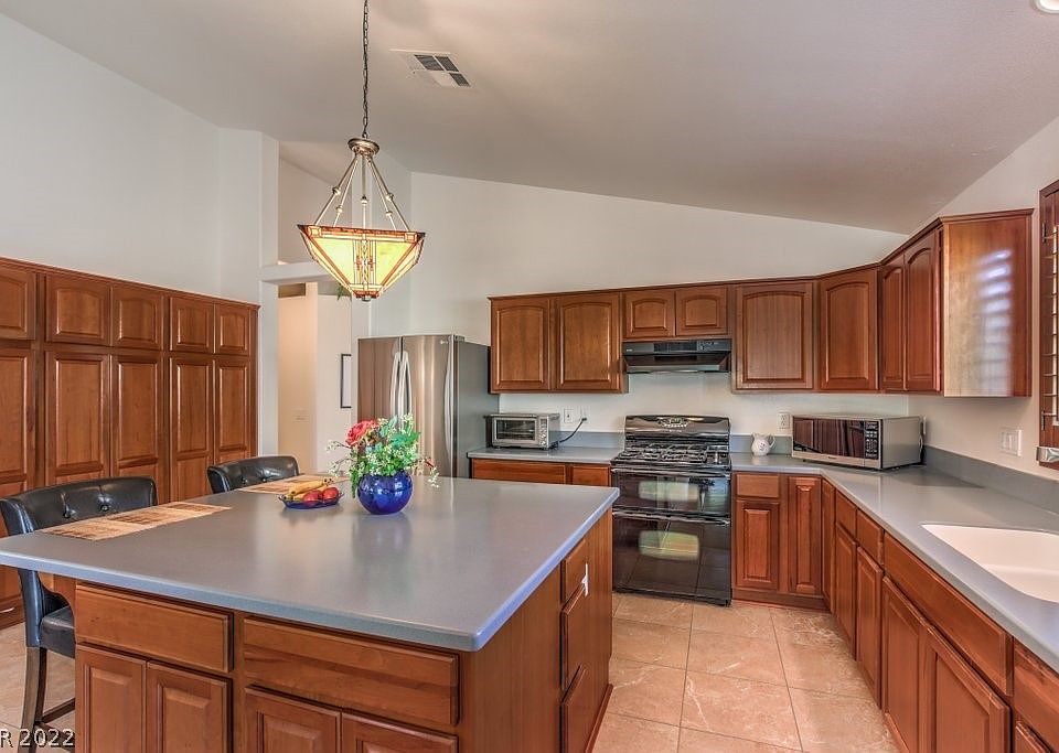 2733 Bensonhurst Ln, Henderson, NV 89052 Zillow