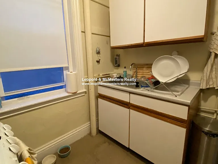 Kelton Street Apartments — Photo 42