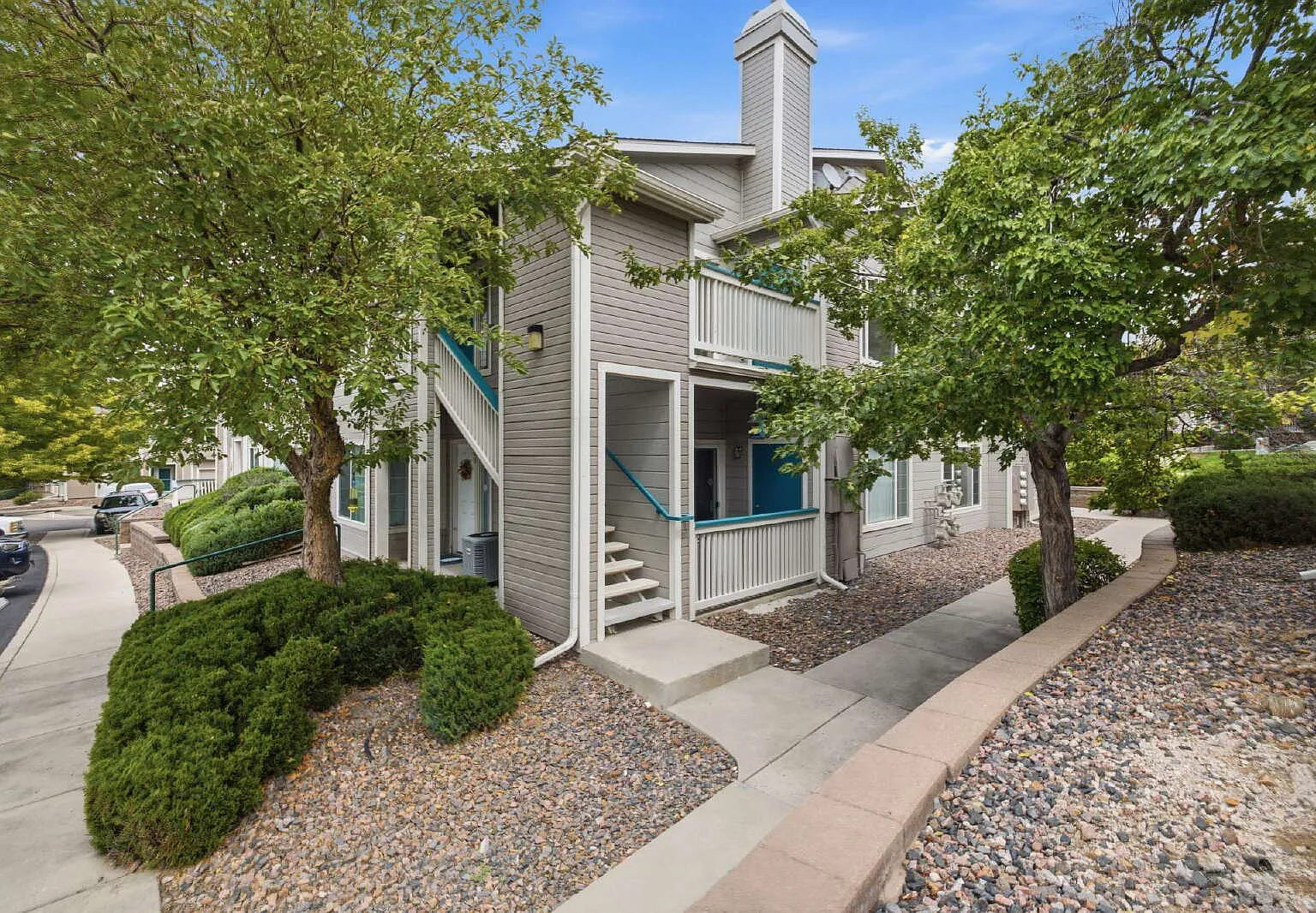 2 bed, 2.0 bath, 1031 sqft, $1,895 — Photo 1