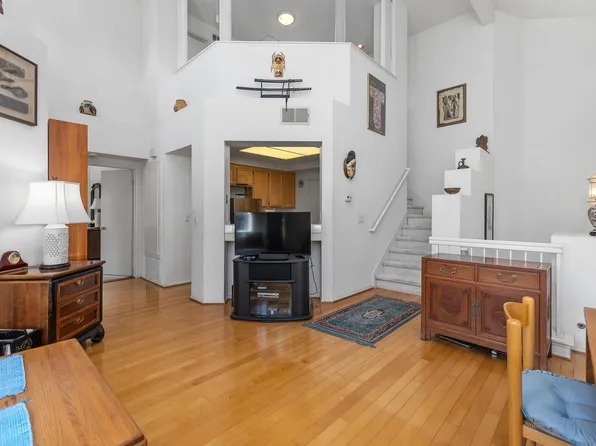 11362 Via Rancho San Diego Unit J, El Cajon, CA 92019