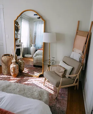 Rented by Tri Boro Terrace Realty | media 24