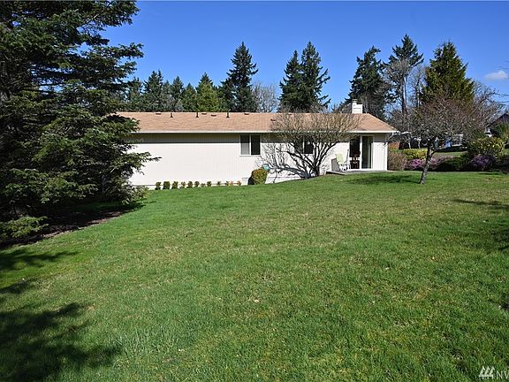 4th image of 3110 34th Street Ct E