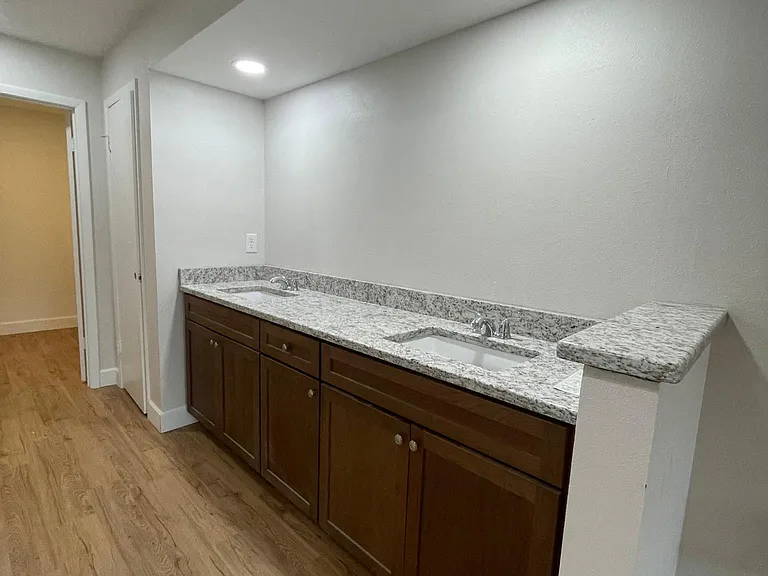 3604 Dovetail Ln N — Photo 11