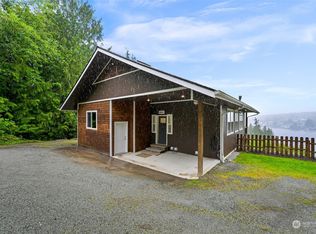 18653 Blackberry Ln, Mount Vernon, WA