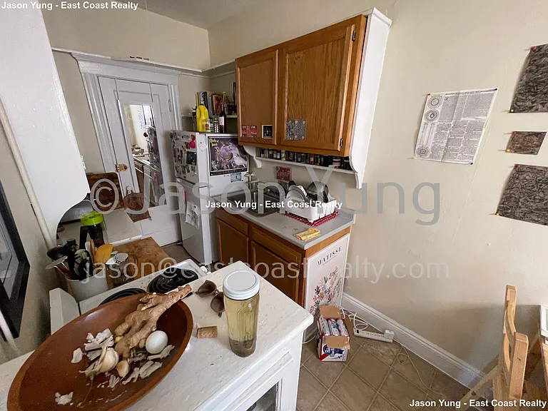 232 Kelton St #19 — Photo 8