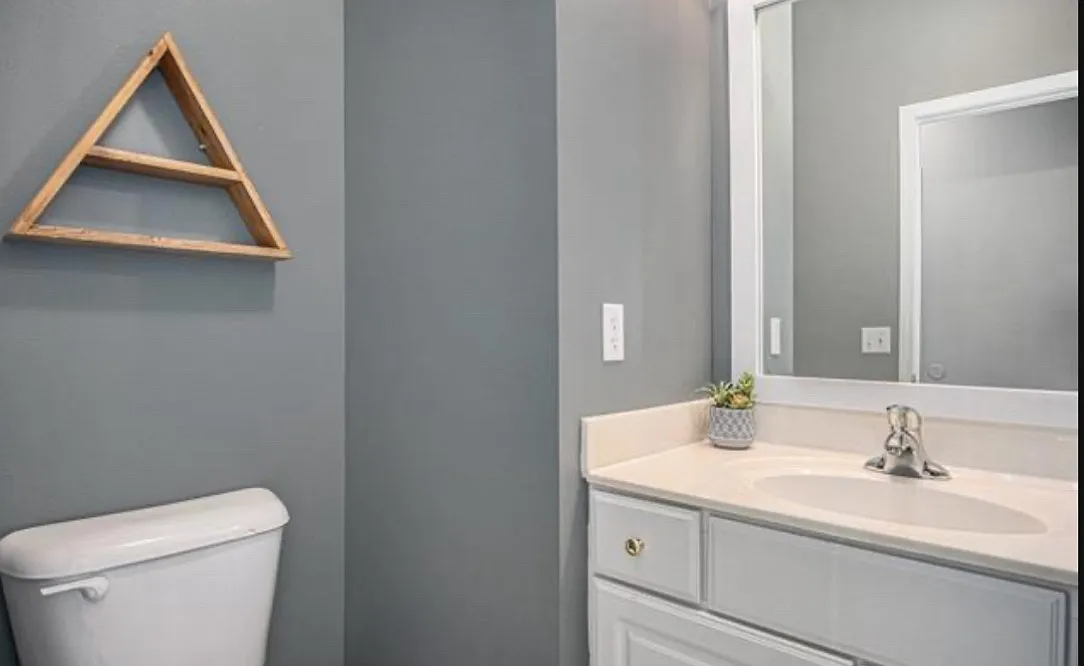 5 bed, 3000 sqft, $3,000 — Photo 4