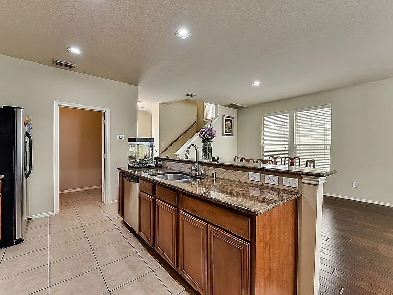 7416 Coronado Ave #18 — Photo 9