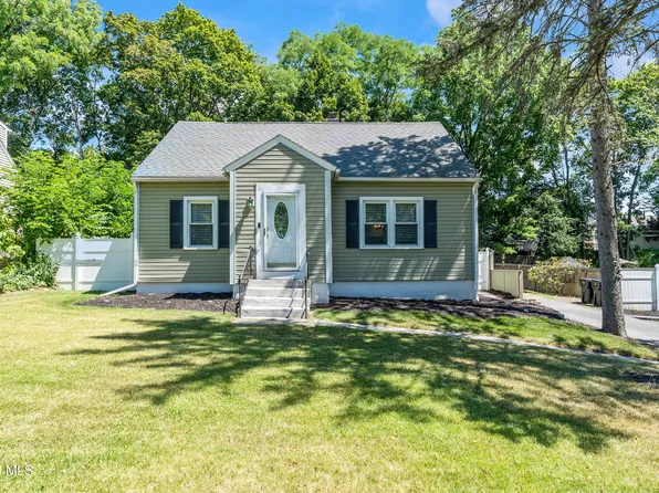 1729 Tibbits Avenue, Troy, NY 12180