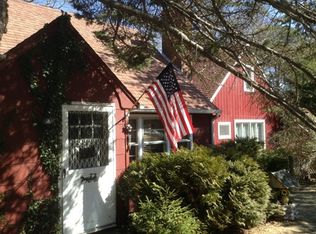 48 Bay View Dr W, Sag Harbor, NY 11963