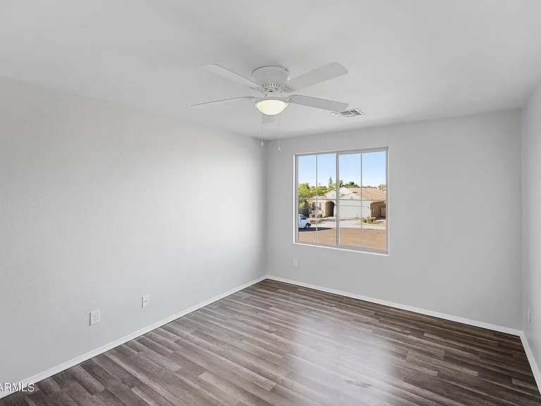 7135 W Rancho Dr — Photo 42