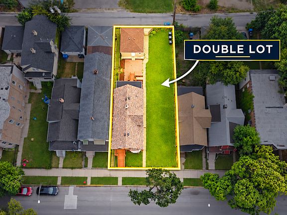 3rd image of 7427 S Evans Ave