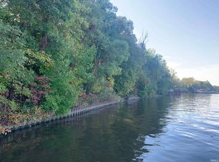 4388 N Shorewood Ct #3, Monticello, IN 47960