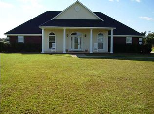 10380 Bay Pointe Blvd N, Grand Bay, AL 36541