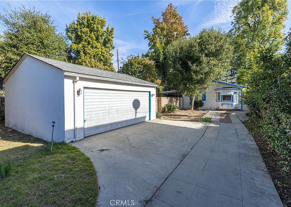 1st image of 1806 Camden Ave