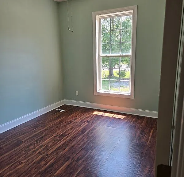 2761 Country Club Dr — Photo 3