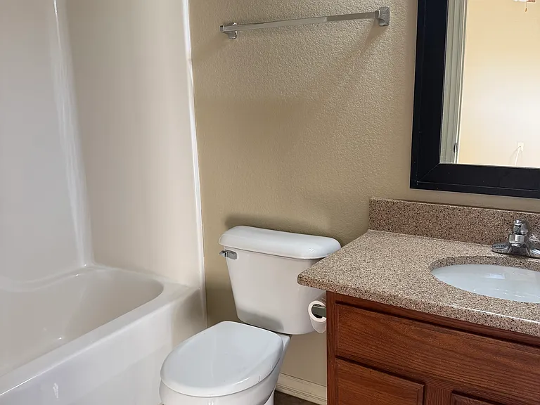 3465 W Chevaux Dr — Photo 9