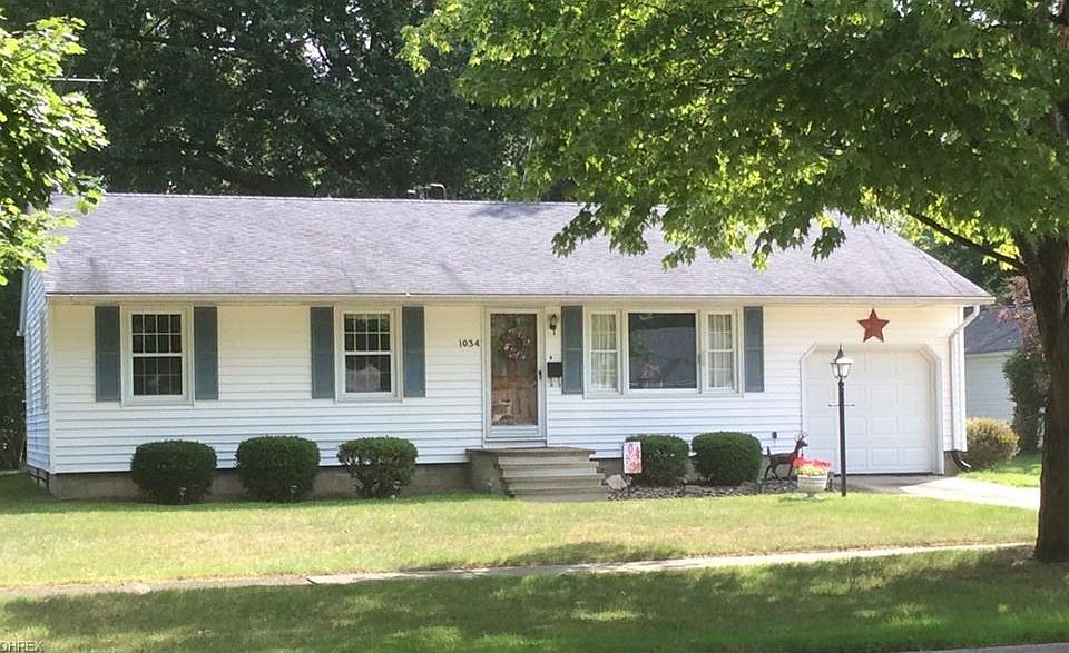 1st image of 1034 Foster Ave