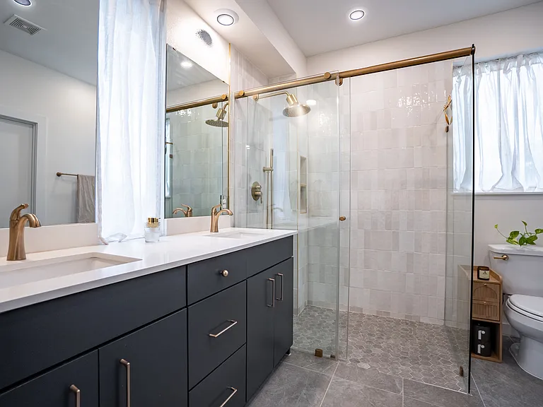 5018 Bryan St #201 — Photo 9