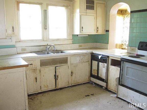 5th image of 924 Homewood Ave
