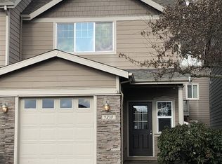 9239 SW Tanoak Ln, Tualatin, OR 97062