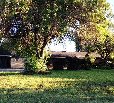 2nd image of 1001 E Griffin Pkwy
