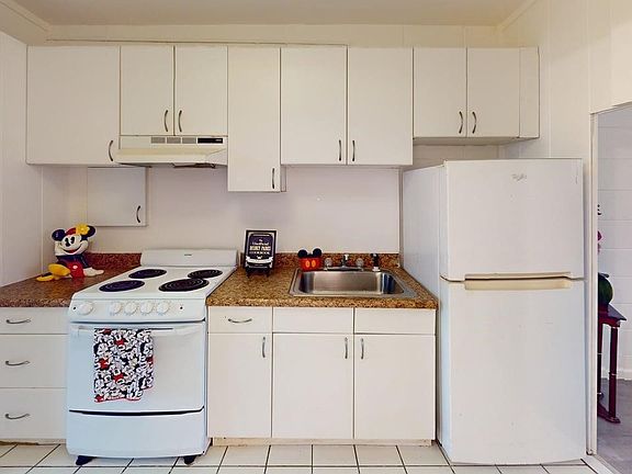 5th image of 1700 Makiki St APT 107