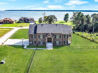 264 Falcon Point, Onalaska, TX 77360