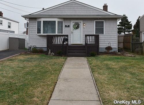 1st image of 14 Farragut Ave