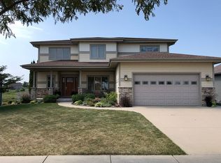 1909 Tyrol Ter, Mount Horeb, WI 53572