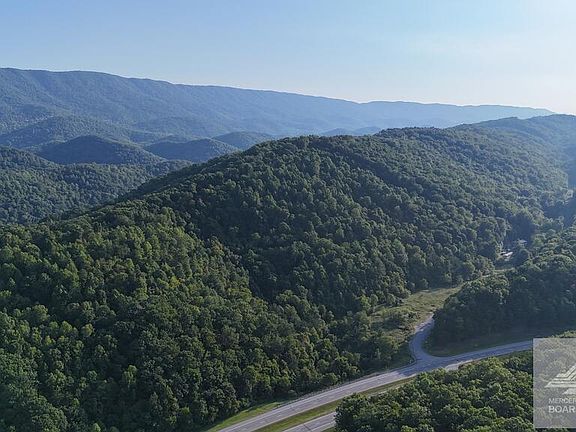 2nd image of 11 Possum Hollow Rd