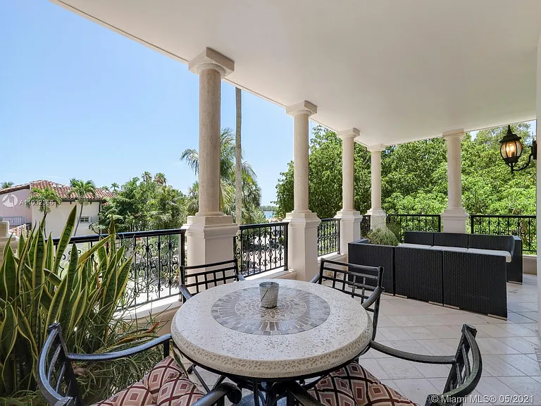 19126 Fisher Island Dr #19126 — Photo 29