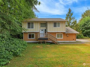 13002 S Loop View Dr, Granite Falls, WA 98252