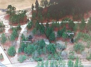 44 Richmond Rd, Foxfire Village, NC 27281