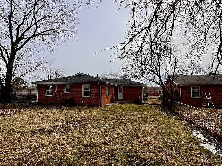 1766 Brewer Dr — Photo 3