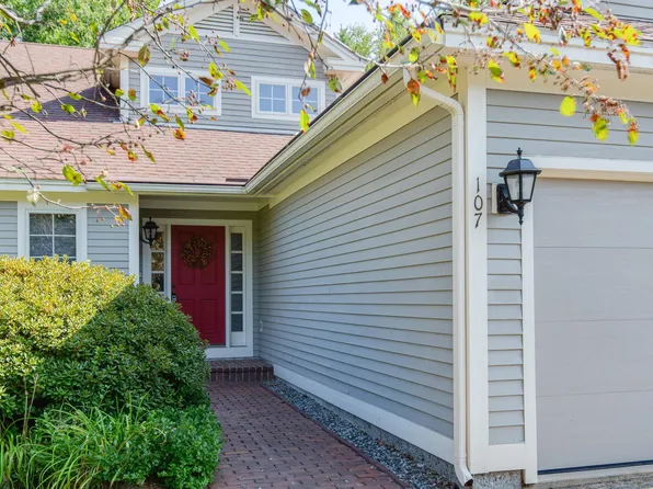 107 Peaked Hill Road, Hopkinton, NH 03229