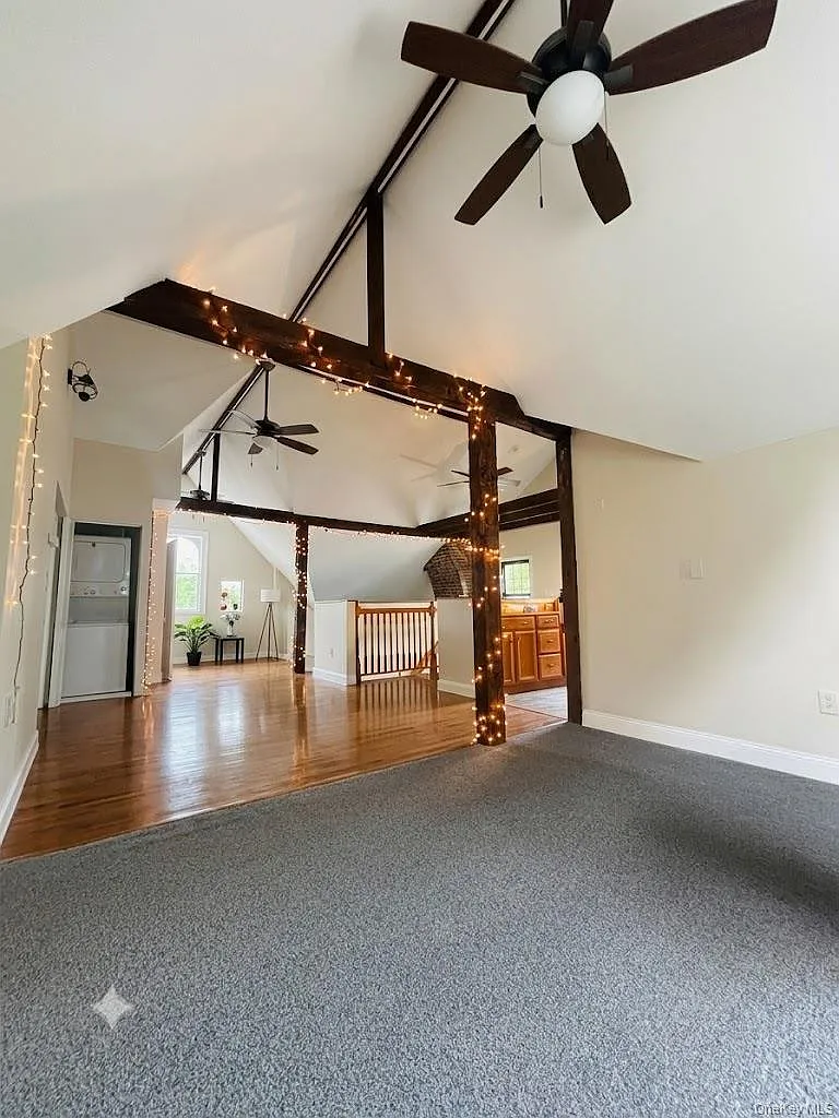 2 bed, 1.0 bath, 1100 sqft, $2,150 — Photo 2