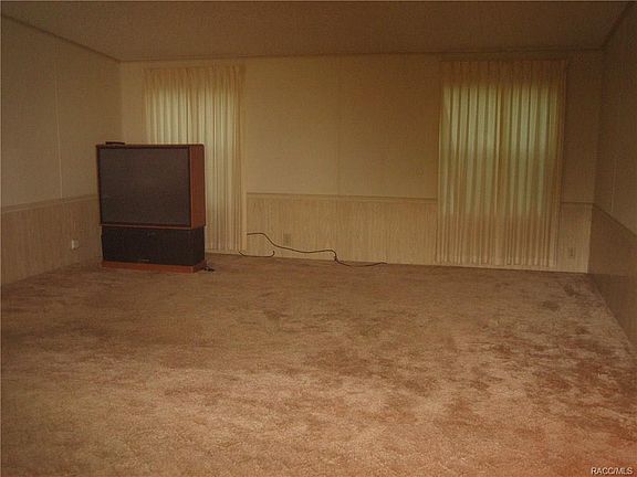 5th image of 8250 N Windy Hill Point