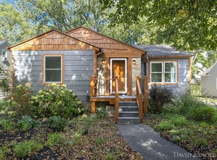 175 W 10th St, Holland, MI