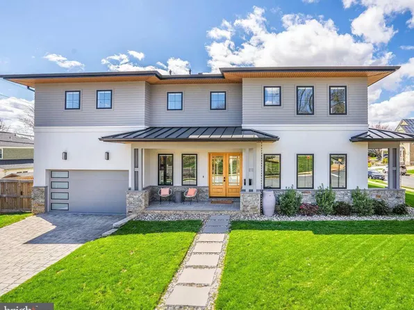 6300 28th St N, Arlington, VA 22207