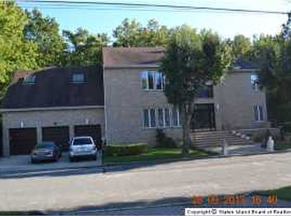 1st image of 26 Christine Ct
