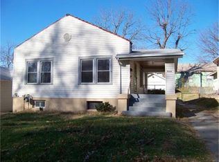 9524 E 15th St, Independence, MO 64052